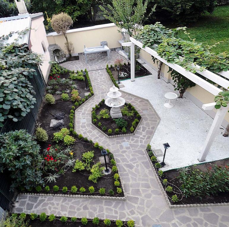 La Casa Di Margit Appartement Nova Milanese Buitenkant foto