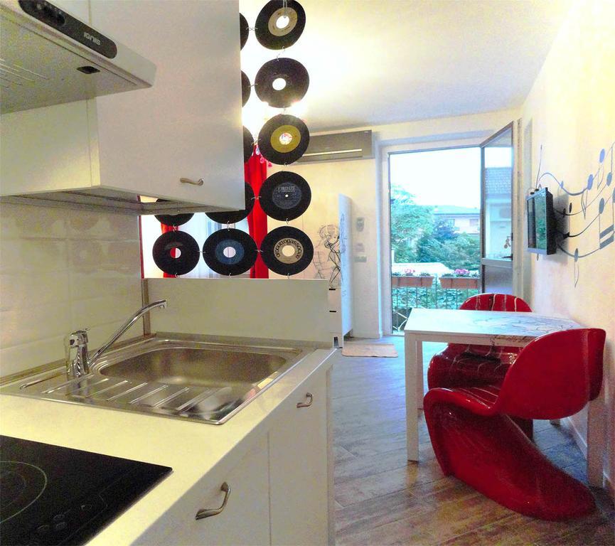 La Casa Di Margit Appartement Nova Milanese Kamer foto